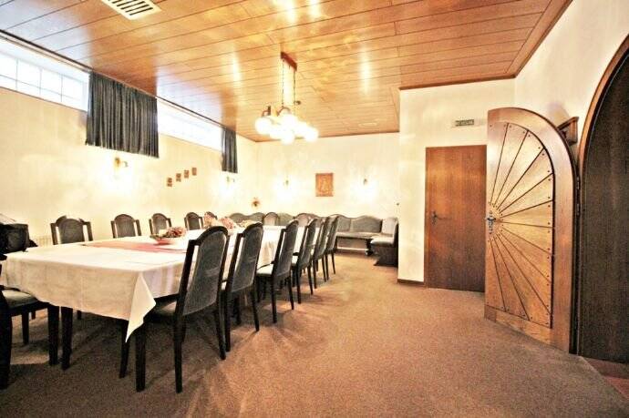 Gewerbeobjekt Hille - 2 Zimmer, 164 m&sup2;, 990&euro; | Angebot:20957312