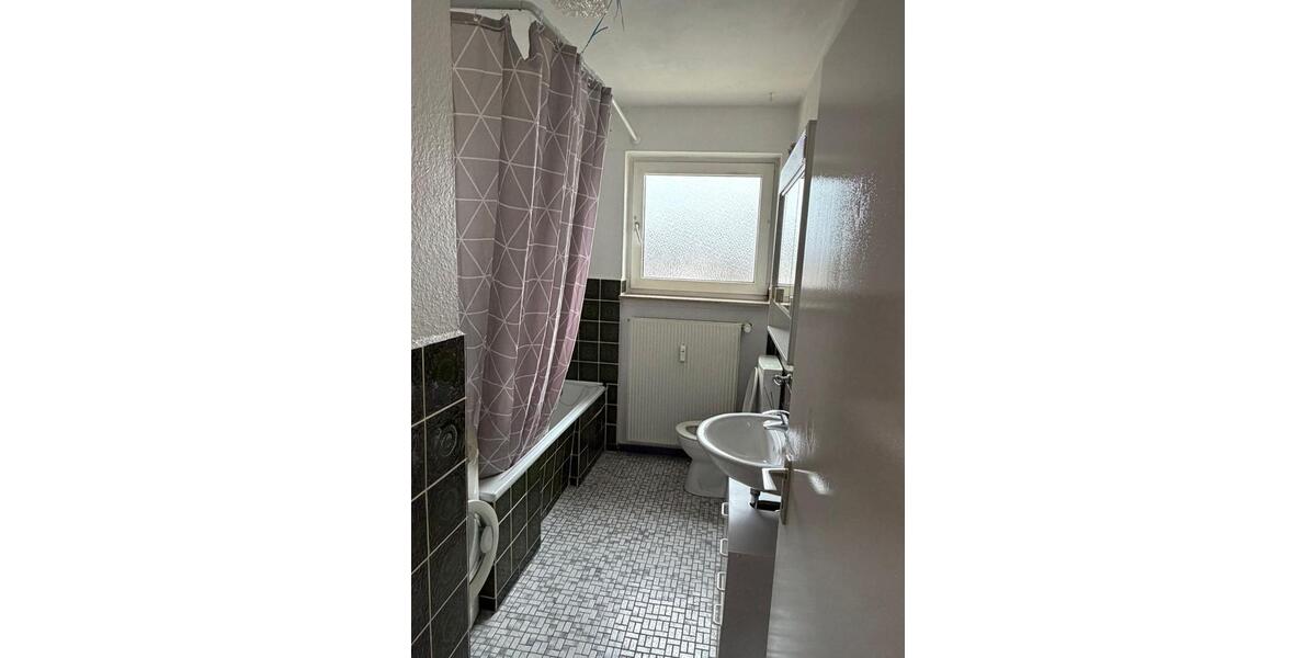 Etagenwohnung Dannenberg (Elbe) - 3 Zimmer, 71 m&sup2;, 420&euro; | Angebot:25234244