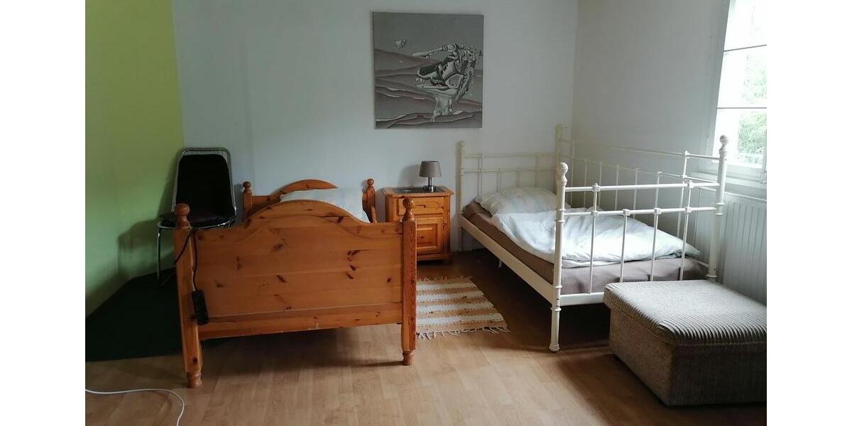 Wohnen auf Zeit Wiehl - 3 Zimmer, 86 m&sup2;, 12&euro; | Angebot:26402581