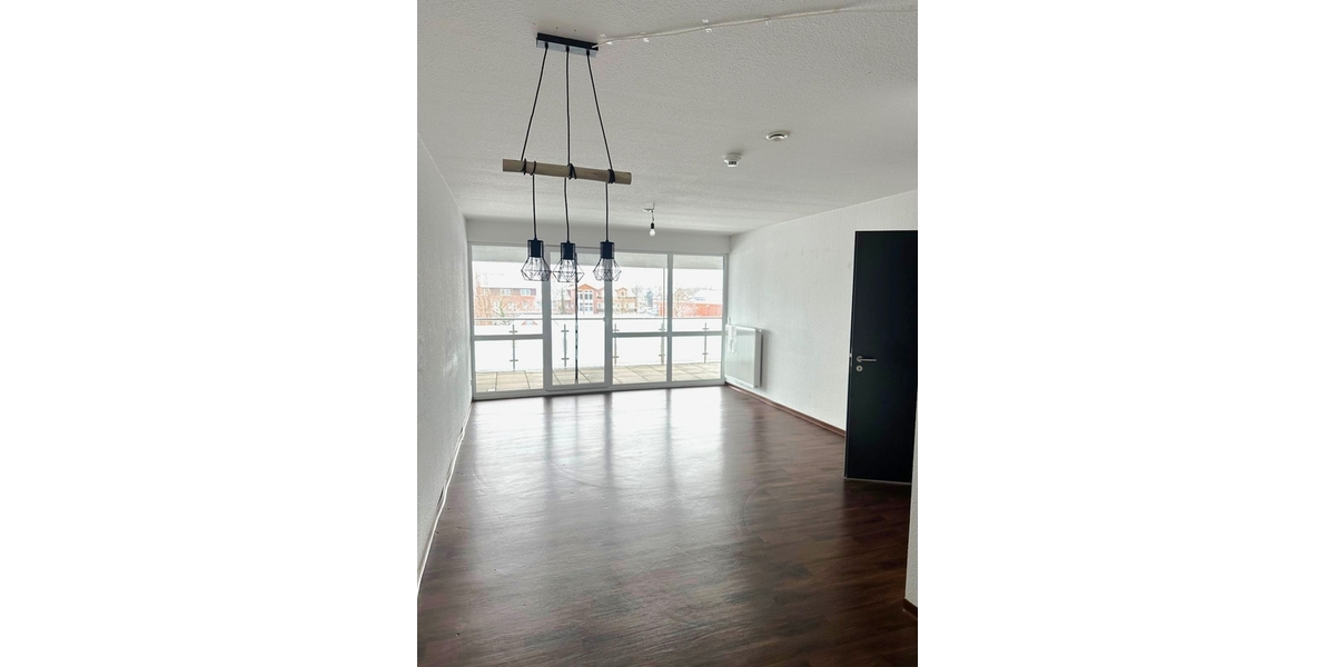 gemütliche Obergeschosswohnung mit großem Balkon! - Etagenwohnung Papenburg | Angebot:24427790
