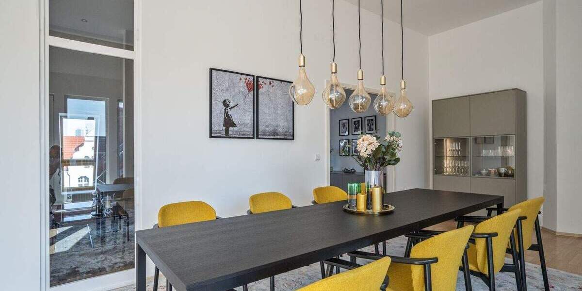 139 | Brandneue, elegant eingerichtete 3-Zimmer-Dachwohnung in der Kantstraße. 5 zimmer