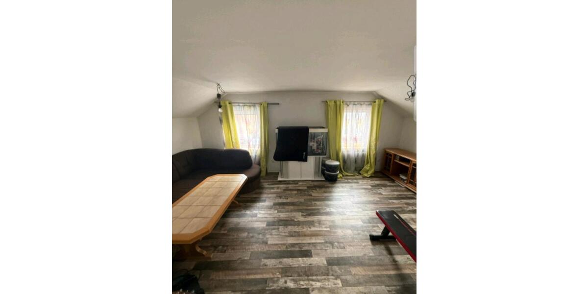 Dachgeschoßwohnung Neuendettelsau - 2 Zimmer, 65 m&sup2;, 845&euro; | Angebot:24803921
