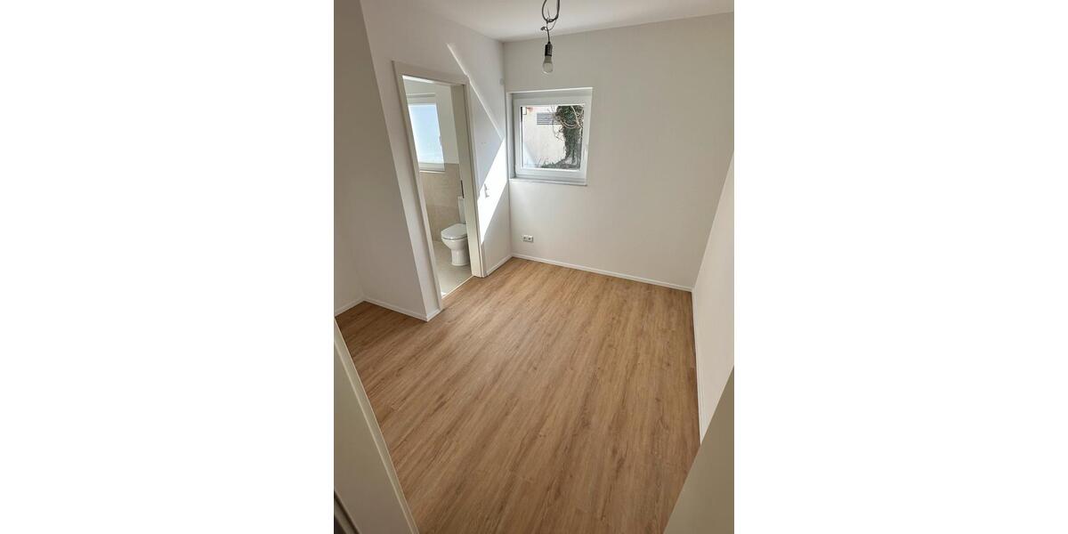 Hochparterre Memmingen - 2 Zimmer, 30 m&sup2;, 740&euro; | Angebot:26023274