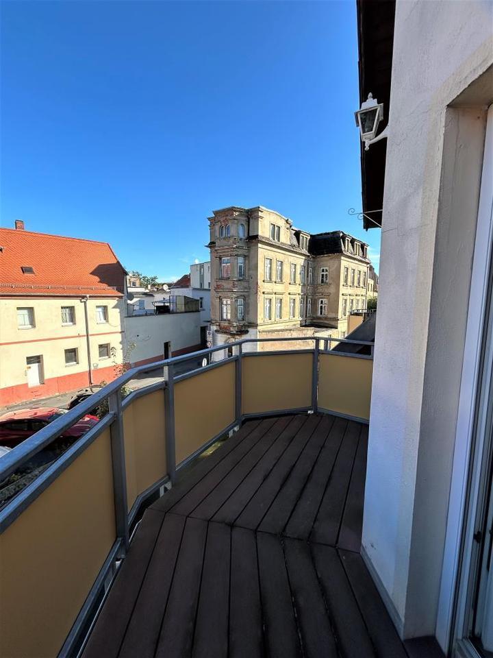 Wohntraum im Dachgeschoss! 4 Zimmer mit tollem Blick und 2 Balkonen zimmer