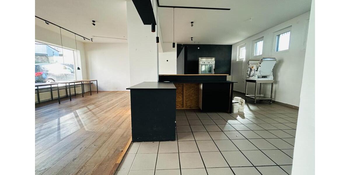 Ladenlokal mit großer Schaufensterfront in der Wittener Innenstadt zimmer