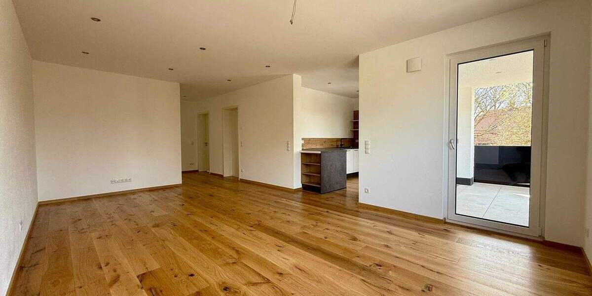 Etagenwohnung Tüßling - 3 Zimmer, 99 m&sup2;, 1.275&euro; | Angebot:26154944