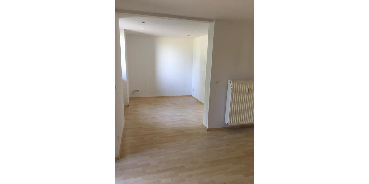 Erdgeschoßwohnung Nebra (Unstrut) - 3 Zimmer, 72 m&sup2;, 400&euro; | Angebot:26701304