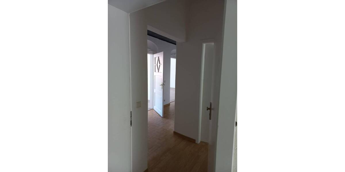 Etagenwohnung Neustadt in Sachsen Neustadt - 3 Zimmer, 81 m&sup2;, 650&euro; | Angebot:25838500