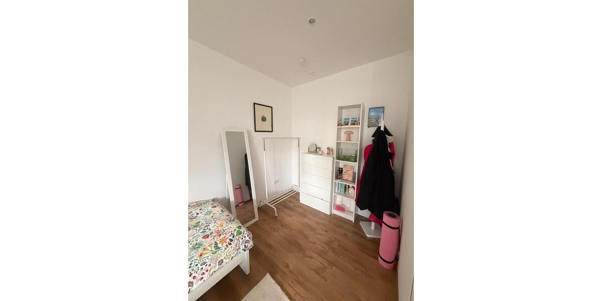 Wohnen auf Zeit Bochum Günnigfeld - 1 Zimmer, 13 m&sup2;, 450&euro; | Angebot:26094125