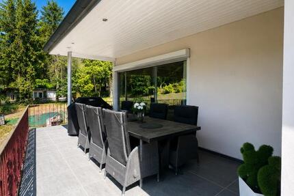 Haus Seevetal - 8 Zimmer, 270 m&sup2;, 2.900&euro; | Angebot:26641333