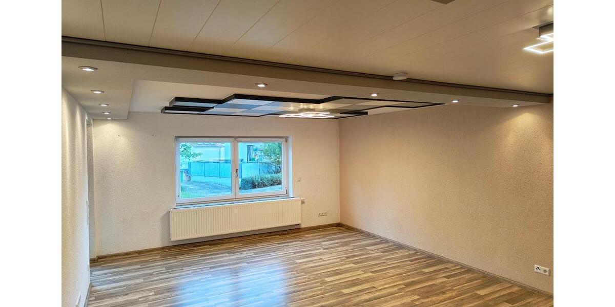 Erdgeschoßwohnung Geislingen - 2.5 Zimmer, 87 m&sup2;, 850&euro; | Angebot:26415051