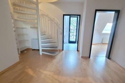 Wohnung Bonn - 3.5 Zimmer, 102 m&sup2;, 1.460&euro; | Angebot:27033236