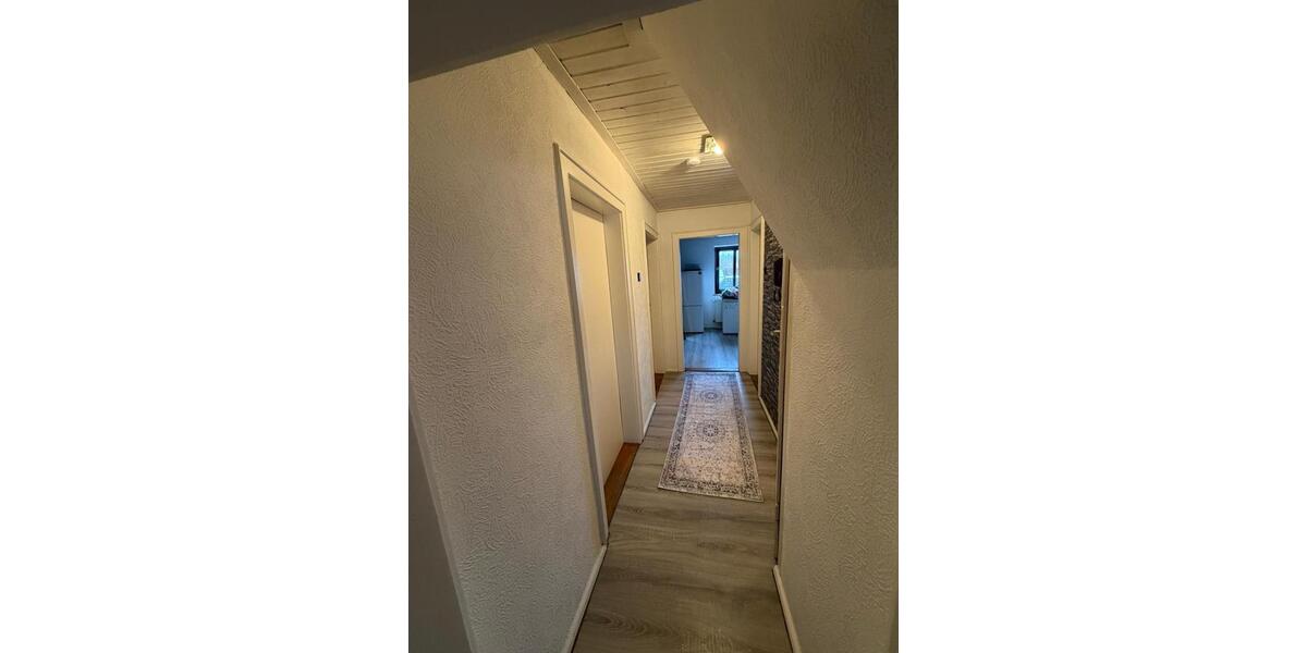 Dachgeschoßwohnung Burgbernheim - 3 Zimmer, 69 m&sup2;, 700&euro; | Angebot:25915901