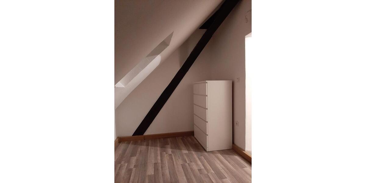 Dachgeschoßwohnung Wiesloch - 2.5 Zimmer, 59 m&sup2;, 800&euro; | Angebot:25993864