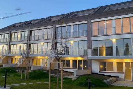 Haus zum Mieten in Stuttgart 3.550 € 200 m²