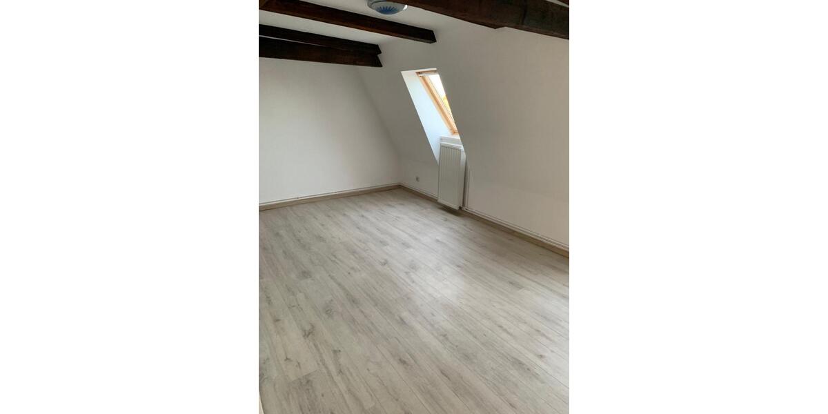 Dachgeschoßwohnung Halberstadt - 4 Zimmer, 85 m&sup2;, 369&euro; | Angebot:24826491