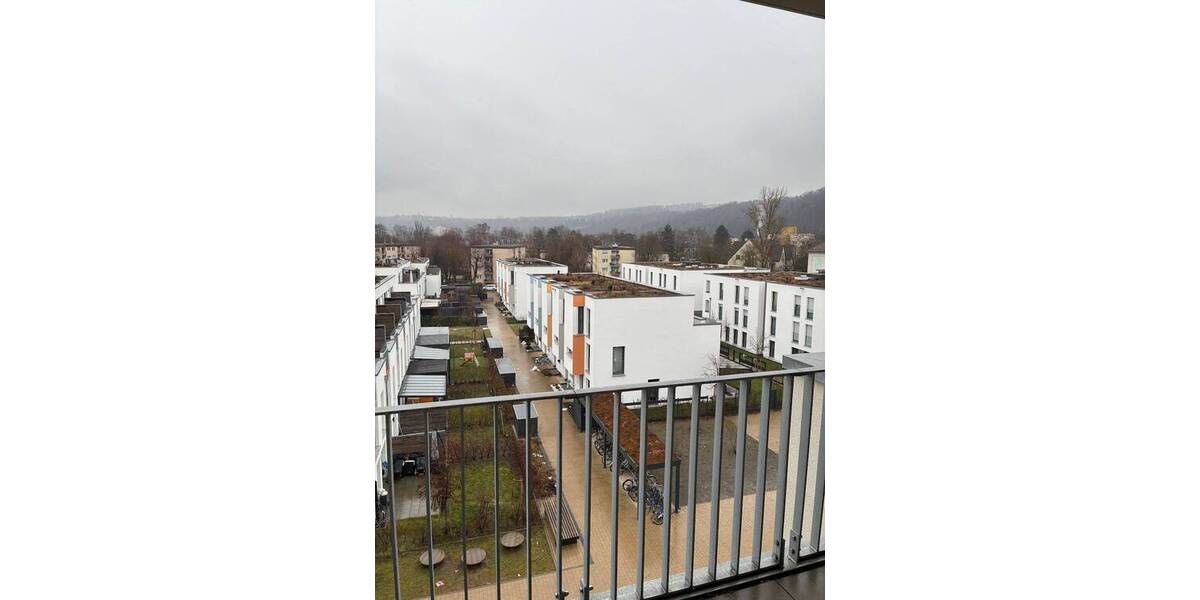 Etagenwohnung Esslingen am Neckar Weil - 4 Zimmer, 95 m&sup2;, 1.743&euro; | Angebot:25700605