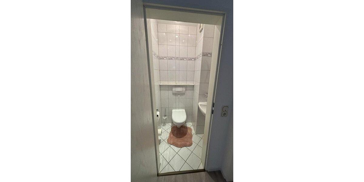 Hochparterre Rosbach vor der Höhe - 3.5 Zimmer, 114 m&sup2;, 1.350&euro; | Angebot:26632471