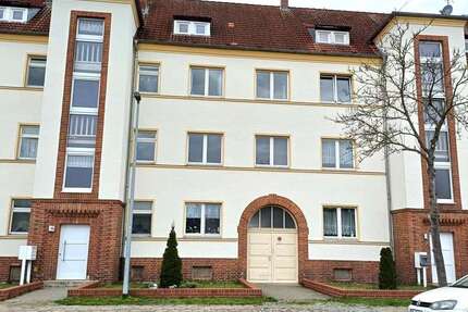 Wohnung Rathenow Nordsiedlung - 2 Zimmer, 58 m&sup2;, 525&euro; | Angebot:25172011