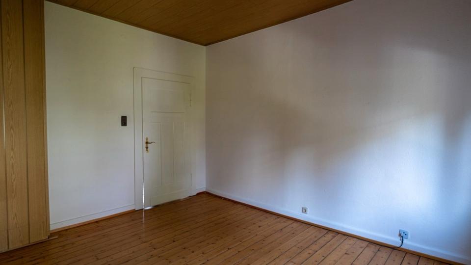 Dachgeschoßwohnung Saarbrücken St. Arnual - 3 Zimmer, 80 m&sup2;, 980&euro; | Angebot:26236826
