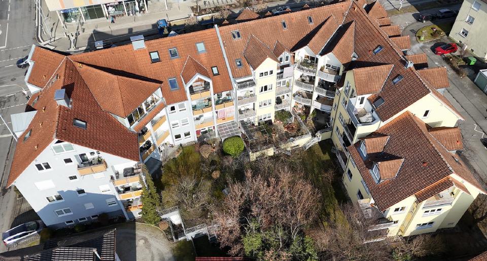 Etagenwohnung Radolfzell am Bodensee - 4 Zimmer, 118 m&sup2;, 1.300&euro; | Angebot:24751964