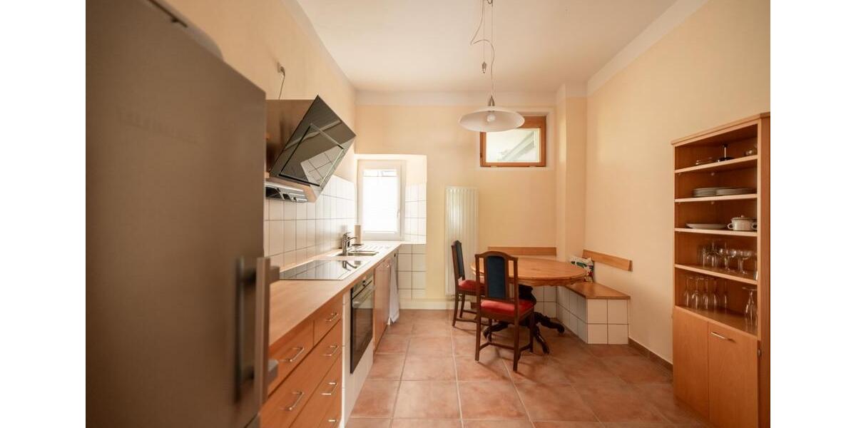 Etagenwohnung Reil - 7 Zimmer, 140 m&sup2;, 950&euro; | Angebot:26503843
