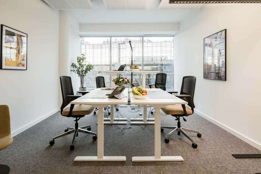 Büro in Frankfurt am Main 3.499 € 75 m²