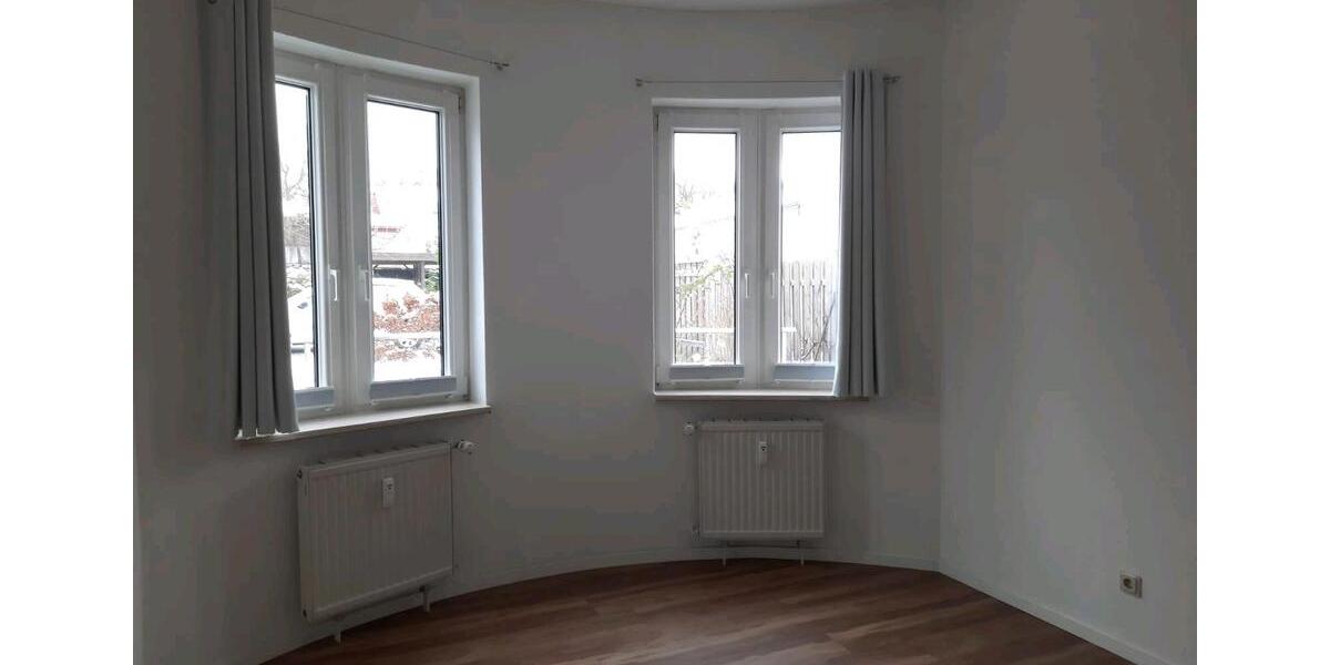 Erdgeschoßwohnung Neubrandenburg - 2 Zimmer, 60 m&sup2;, 695&euro; | Angebot:24478702