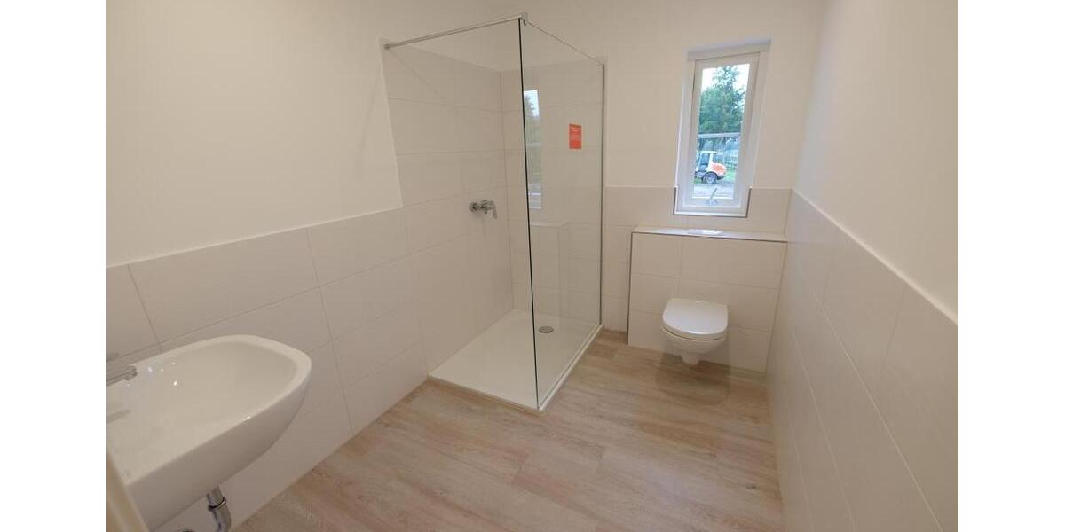 Zwei- Zimmer Erdgeschosswohnung mit Terrasse und kleinem Garten 2 zimmer