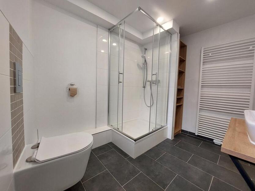 Frisch ausgebaute 2-Zimmer-Wohnung mit Terrasse in Gäufelden
