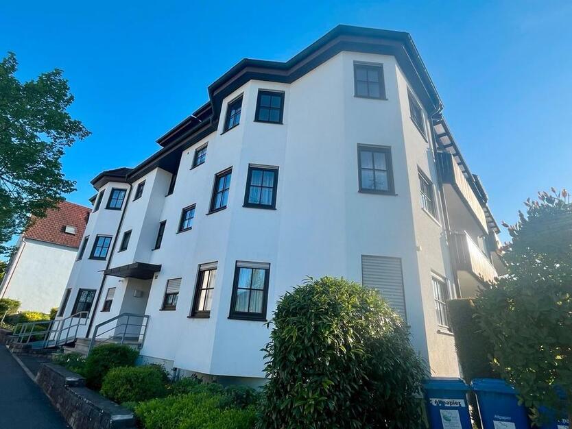 Dachgeschoßwohnung in ruhiger und sehr zentraler Lage