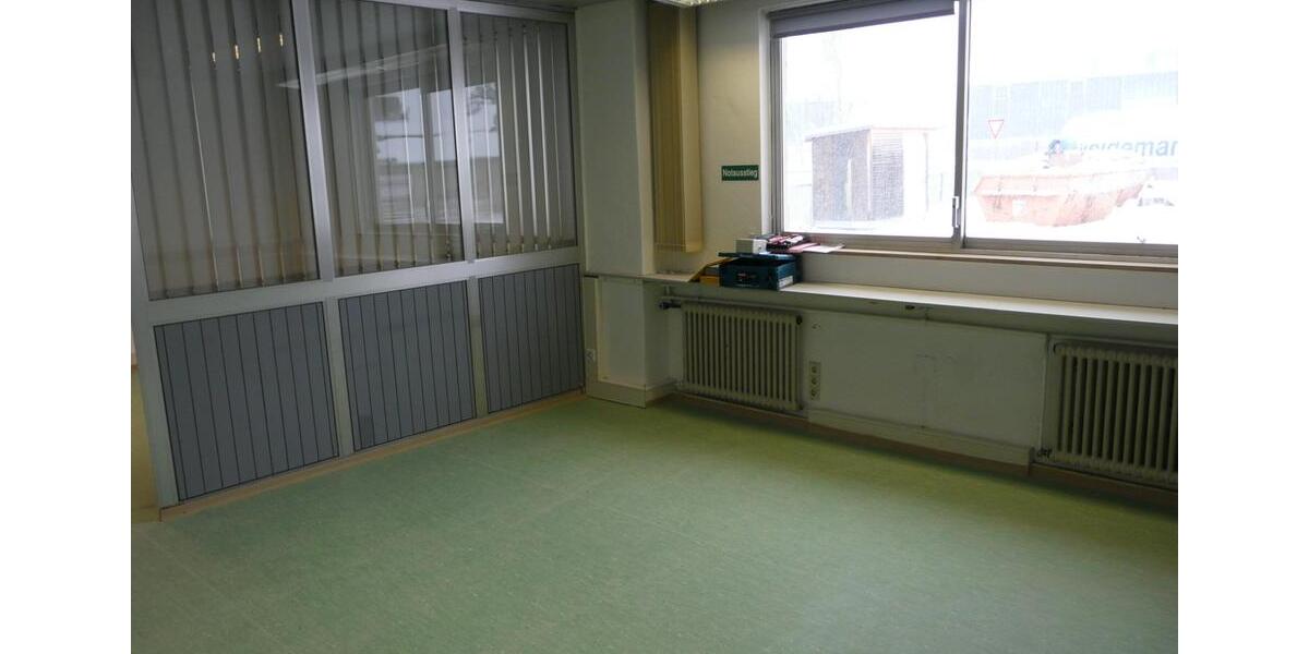 Einfamilienhaus Memmingen - 10 Zimmer, 313 m&sup2;, 3.000&euro; | Angebot:23200332