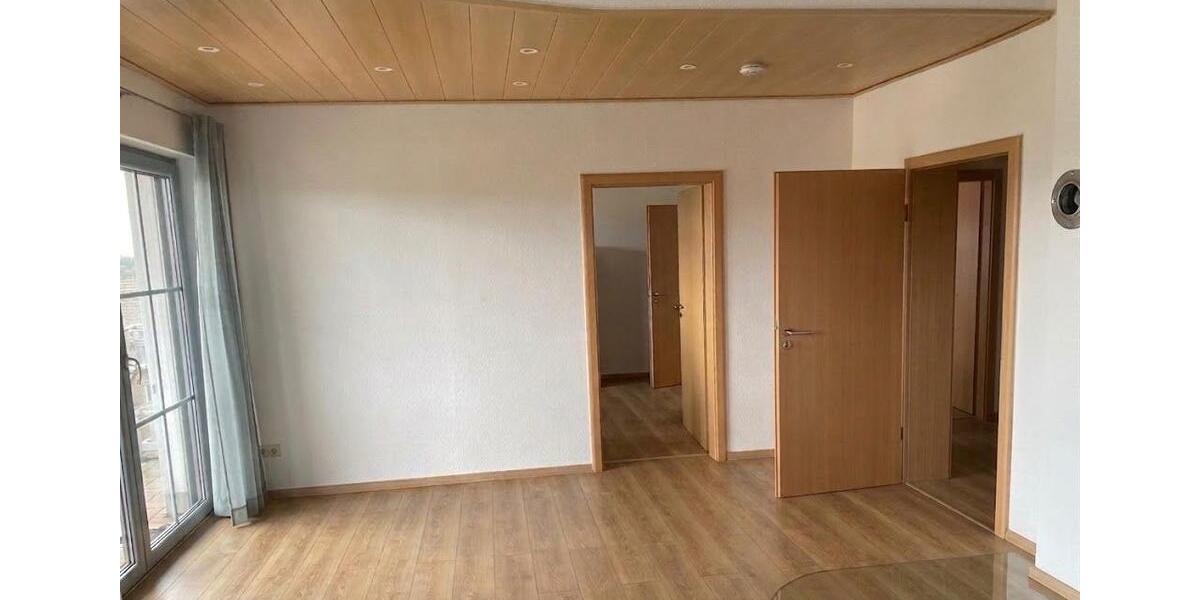 Etagenwohnung Mitterfels - 4 Zimmer, 114 m&sup2;, 1.100&euro; | Angebot:26021033
