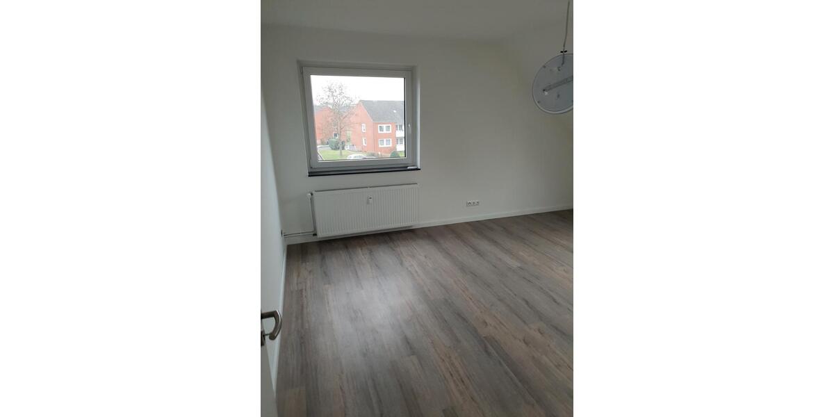 Dachgeschoßwohnung Bückeburg - 1 Zimmer, 79 m&sup2;, 690&euro; | Angebot:26522390