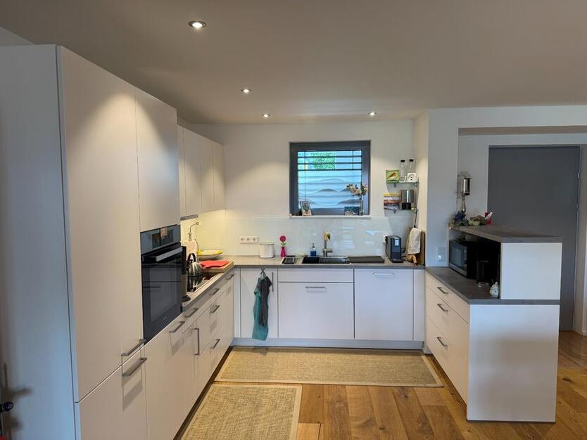 Luxuriöse 2,5 Zimmerwohnung mit 93 m² in Tiengen zu vermieten