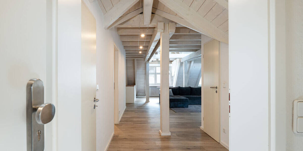 Etagenwohnung Radolfzell - 2 Zimmer, 89 m&sup2;, 1.200&euro; | Angebot:26594931