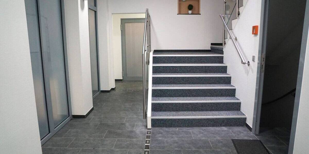 Gewerbeobjekt Albstadt Ebingen - 5 Zimmer, 730&euro; | Angebot:25684932