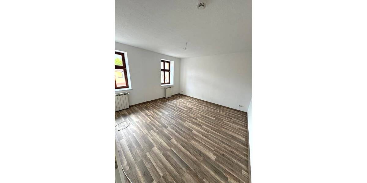 Etagenwohnung Aschersleben - 2 Zimmer, 60 m&sup2;, 400&euro; | Angebot:25822447