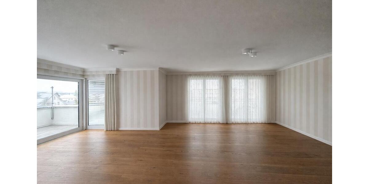 Einfamilienhaus Detmold - 3 Zimmer, 142 m&sup2;, 1.500&euro; | Angebot:25644448