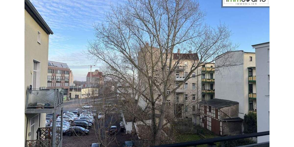 2-Raum-Wohnung mit Einbauküche, Balkon, Dusch- und Wannenbad ab sofort bezugsfertig! 2 zimmer
