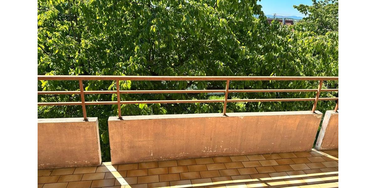 Etagenwohnung Schlaitdorf - 4 Zimmer, 95 m&sup2;, 1.120&euro; | Angebot:26646742