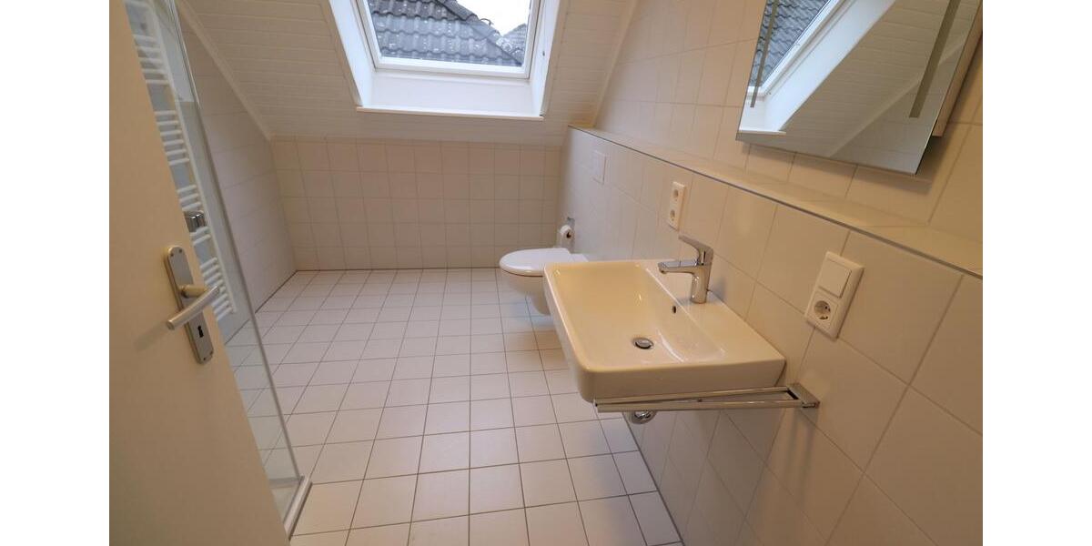 Dachgeschoßwohnung Bad Rothenfelde - 3 Zimmer, 87 m&sup2;, 762&euro; | Angebot:23765635
