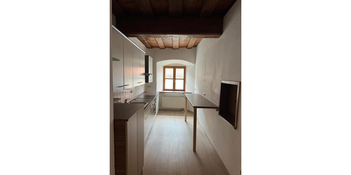 Etagenwohnung Nabburg - 2 Zimmer, 85 m&sup2;, 840&euro; | Angebot:23908251
