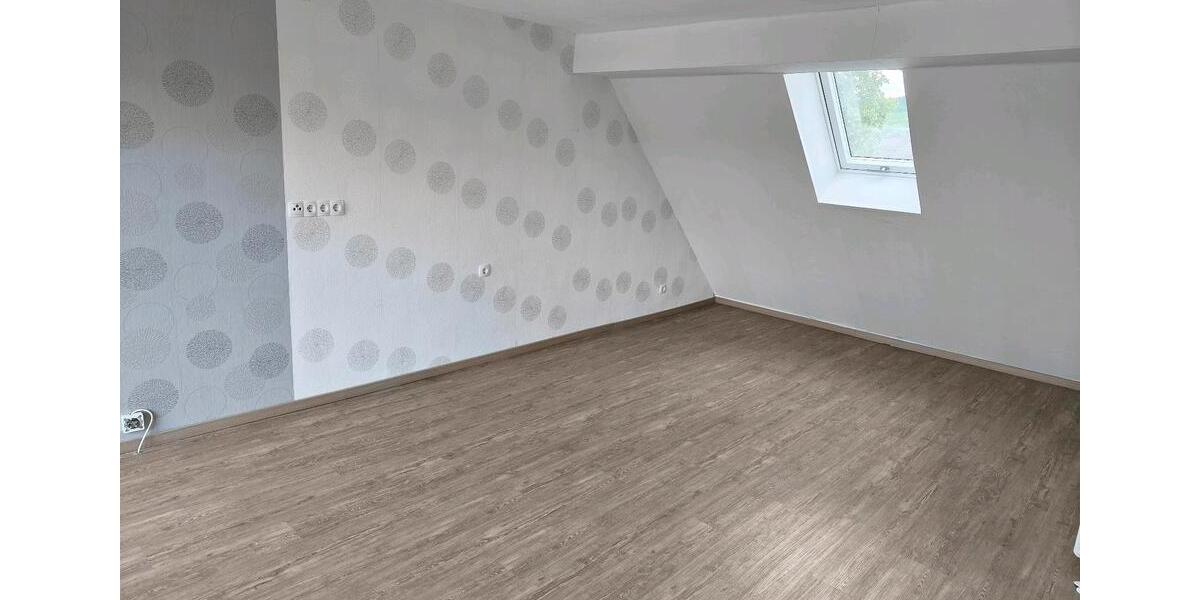 Etagenwohnung Alheim - 4 Zimmer, 80 m&sup2;, 500&euro; | Angebot:26665887