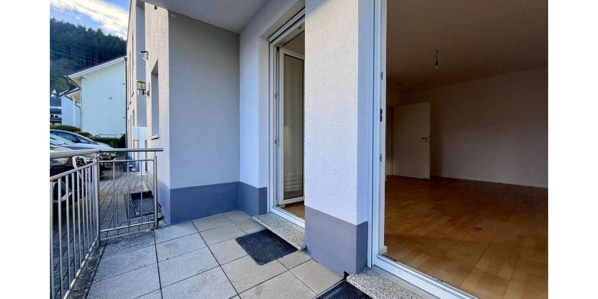 Etagenwohnung Trier Zewen - 3 Zimmer, 77 m&sup2;, 845&euro; | Angebot:25938597