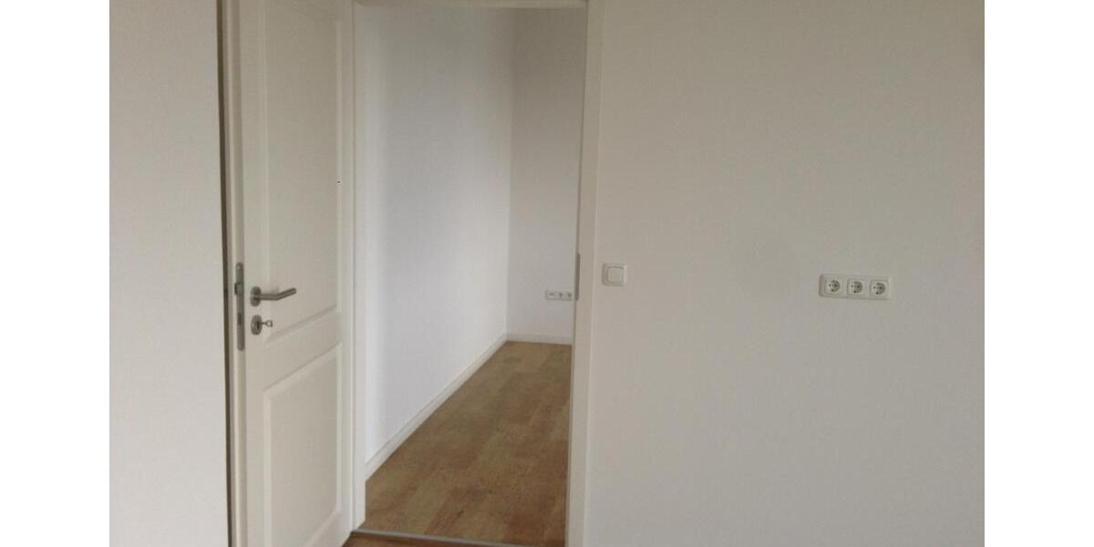 Dachgeschoßwohnung Greifswald - 3 Zimmer, 120 m&sup2;, 1.300&euro; | Angebot:24837715