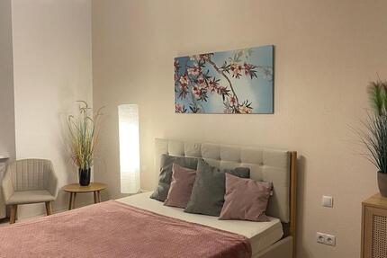 Wohnung Würzburg - 4 Zimmer, 16 m&sup2;, 450&euro; | Angebot:25428016