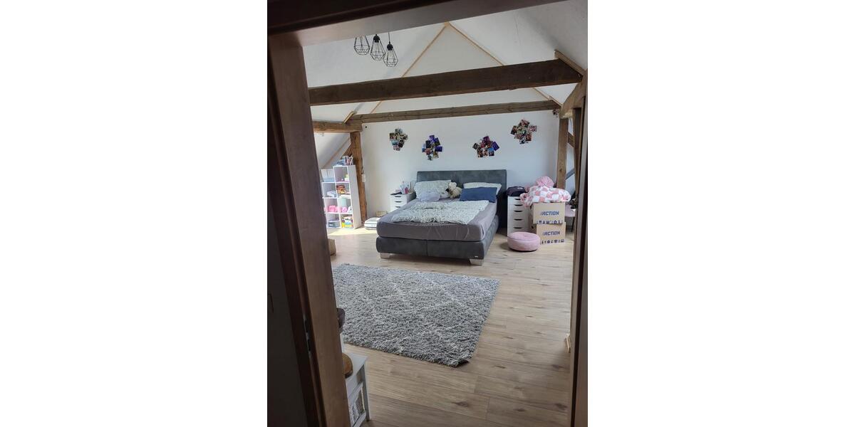 Etagenwohnung Elsendorf - 4 Zimmer, 149 m&sup2;, 1.569&euro; | Angebot:26225252