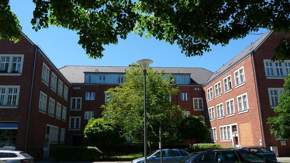 Wunderschöne 1 Zimmer Wohnung Altbau Top Lage Hennigsdorf SbHF