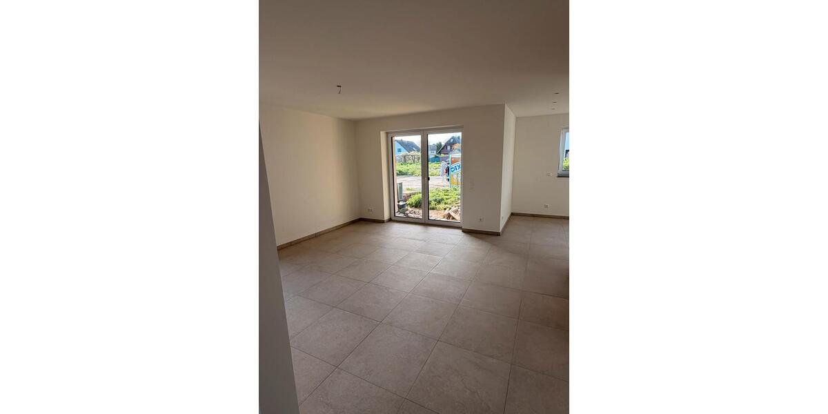 Erdgeschoßwohnung Zülpich - 3 Zimmer, 80 m&sup2;, 1.035&euro; | Angebot:26374089